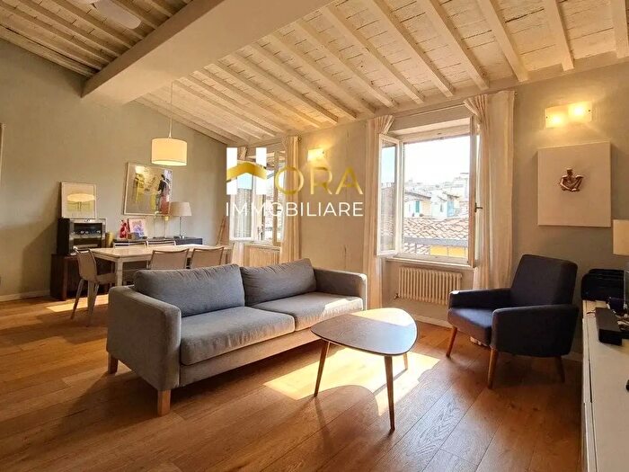 Appartamento quadrilocale in vendita in Via della Chiesa, Firenze