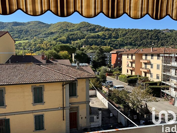 Appartamento quadrilocale in vendita in Via Aimo Frittelli, Dicomano