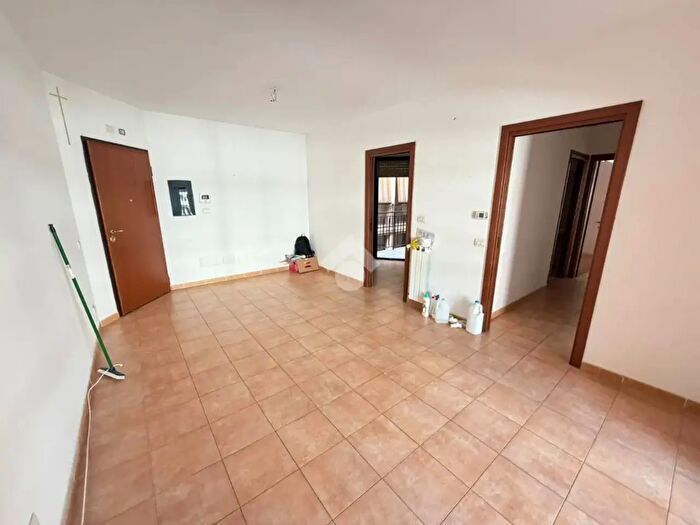 Appartamento trilocale in affitto in Roma