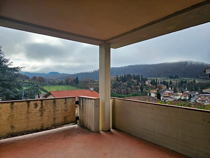 Casa con 9 locali in vendita in Via della Torre, Pontassieve