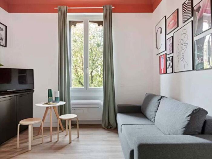 Appartamento bilocale in affitto in Via Crema, Porta Romana Medaglie dOro, Milano