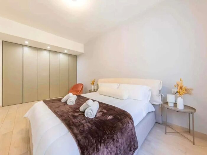 Appartamento monolocale in affitto in Via Pietro Calvi, Milano