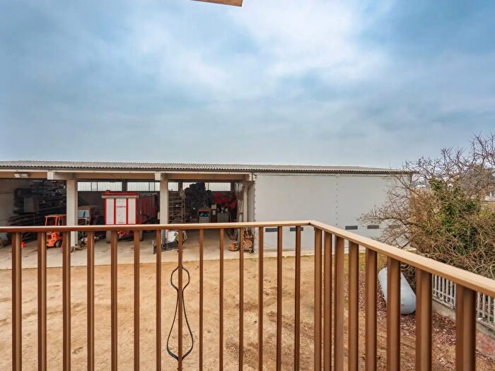 Casa con 9 locali in vendita in Via Tetti Rolle, Nichelino