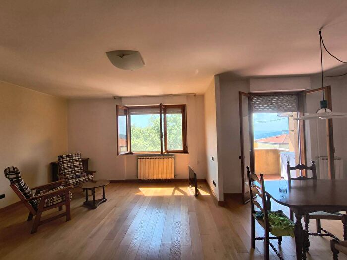 Appartamento quadrilocale in affitto in Via Antonio Pesenti, San Marco Oliveto, Perugia