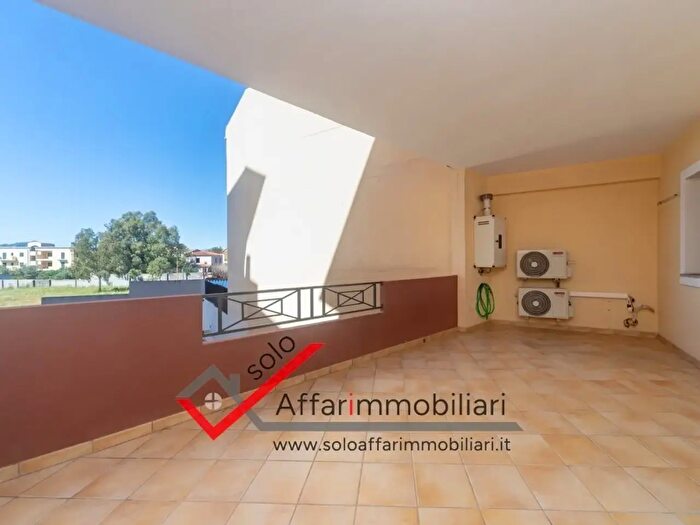 Appartamento trilocale in vendita in Via Piemonte, Olbia