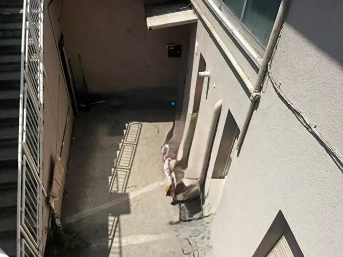 Appartamento bilocale in vendita in Via Rodi, Ancona