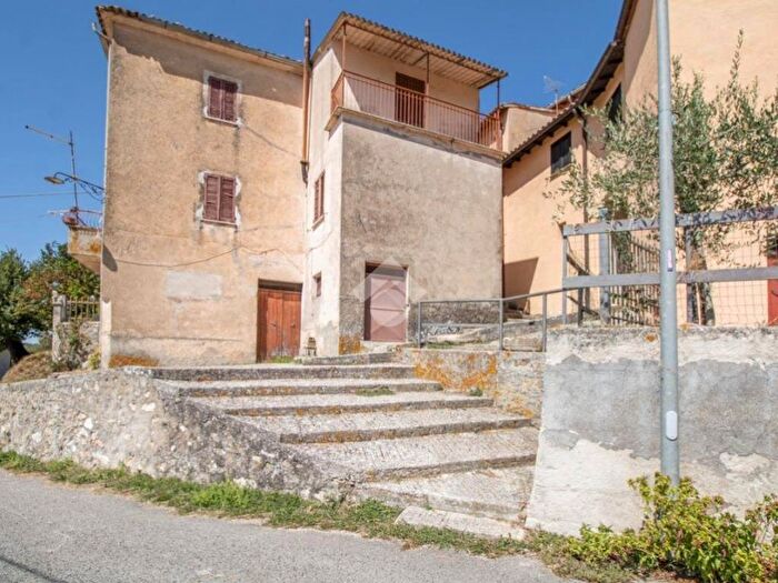 Casa trilocale in vendita in Villa capita, Poggio Bustone