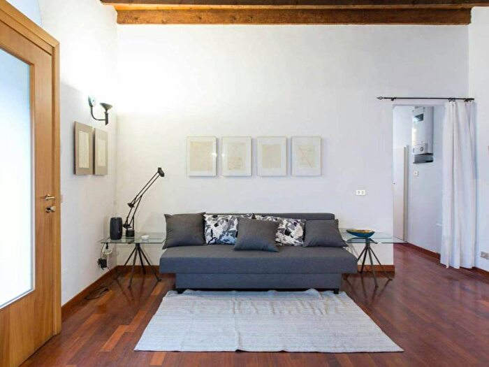 Appartamento monolocale in affitto in Viale Andrea Doria, Centrale, Milano