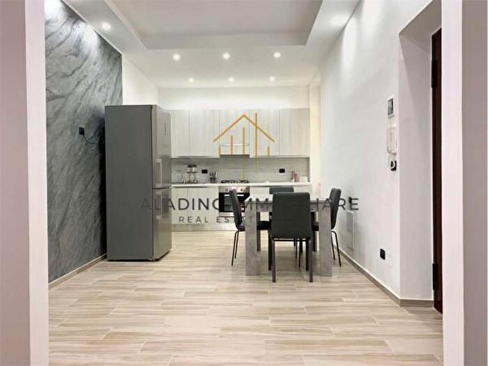 Appartamento trilocale in vendita in Trani