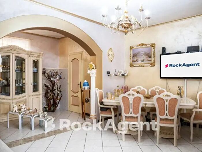 Casa trilocale in vendita in Via Molino dAgogna, Galliavola