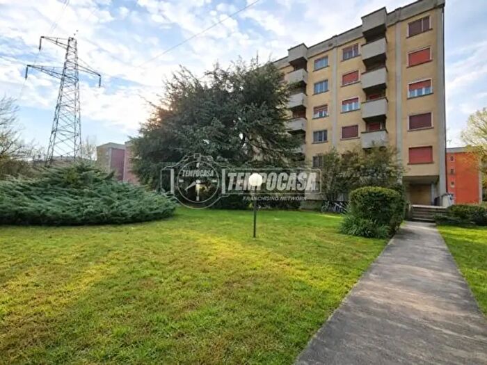 Appartamento quadrilocale in vendita in Via Fratelli Baggi, Lodi