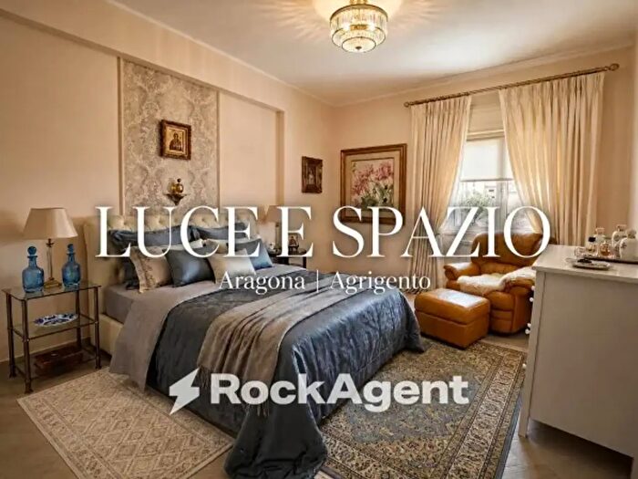Appartamento quadrilocale in vendita in Via Ernesto Basile, Aragona