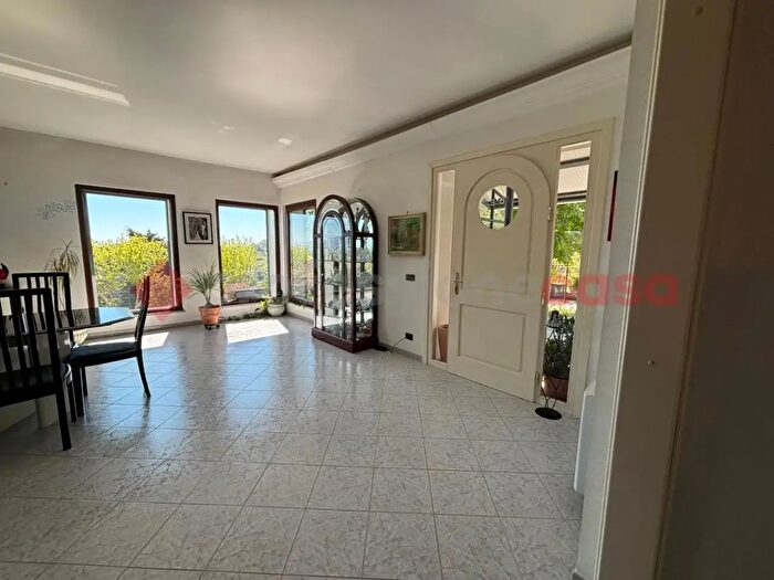 Casa con 9 locali in vendita in Via Favale, Sgurgola