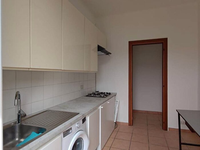 Appartamento bilocale in affitto in Via Morazzone, Paolo Sarpi, Milano