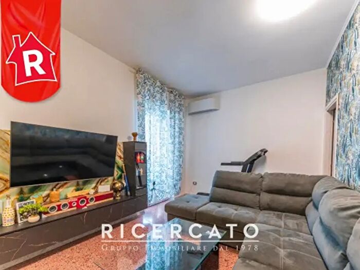 Appartamento con 5 locali in vendita in Via Vittorio Emanuele III, San Cesario Di Lecce