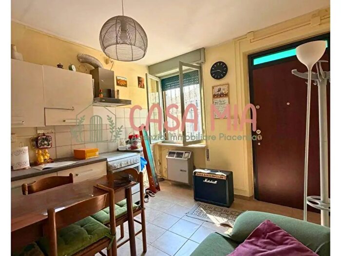 Casa trilocale in vendita in Bosco Tosca, Castel San Giovanni