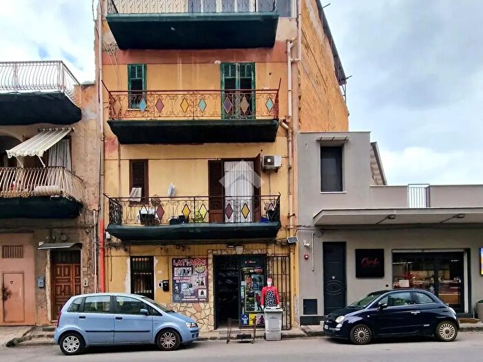 Appartamento quadrilocale in vendita in Viale Europa, Villabate
