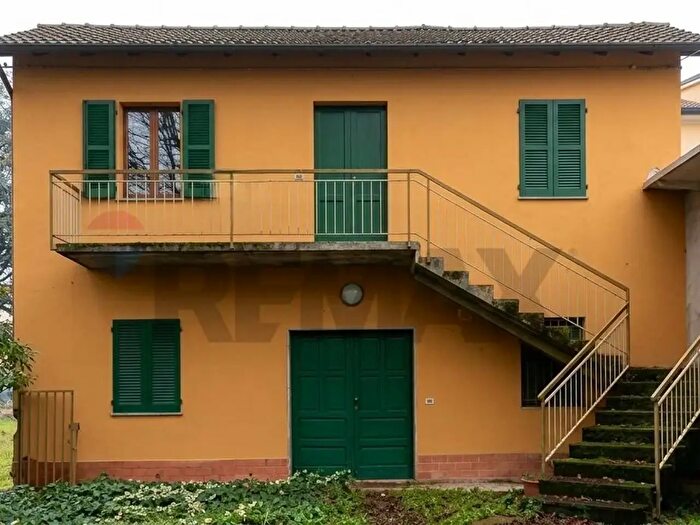 Casa bilocale in vendita in Via Domenica Baccarini, Campagnola Emilia