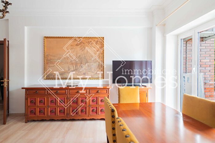 Appartamento trilocale in vendita in Largo Antonio Beltramelli, Roma