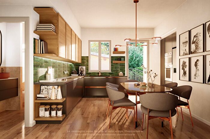 Casa con 5 locali in vendita in Via Simone Martini, Firenze