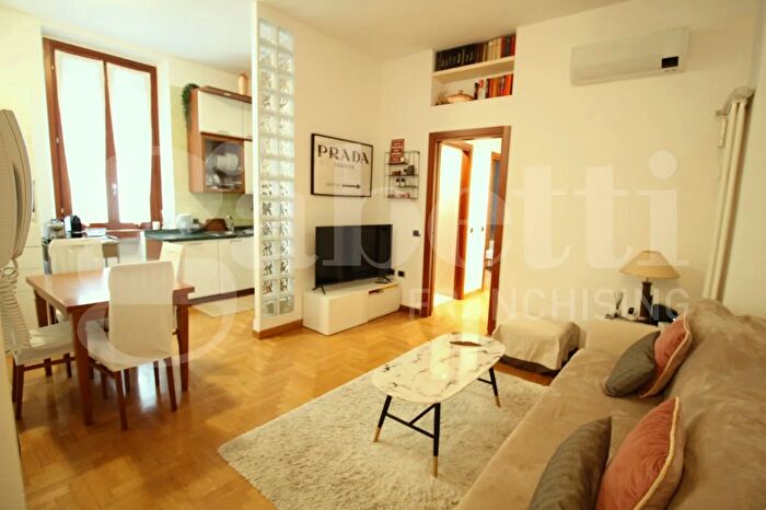 Appartamento trilocale in vendita in Via Masaccio, Milano