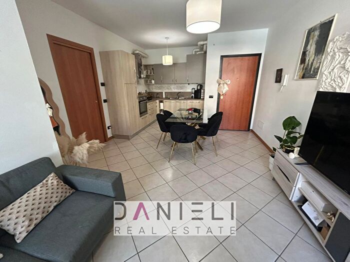 Appartamento trilocale in vendita in Via Giacomo Chilesotti, Montecchio Maggiore