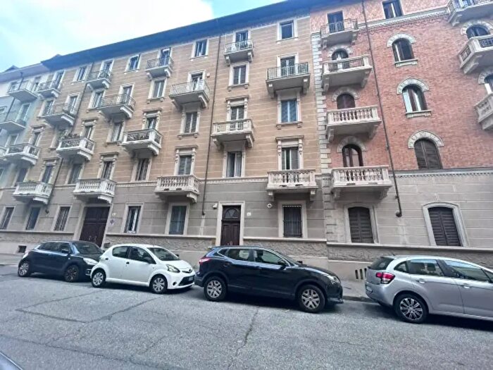 Appartamento bilocale in affitto in Via Pagno, Torino