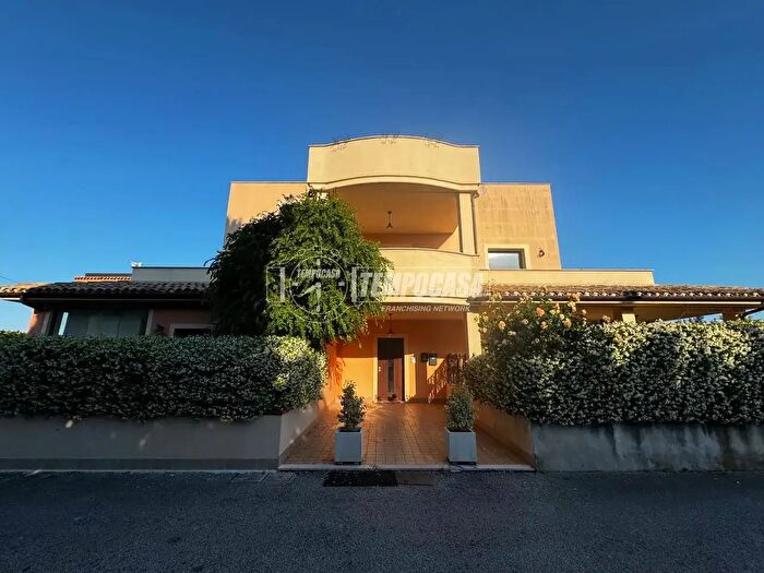 Appartamento quadrilocale in vendita in Contrada Cerreto, Miglianico