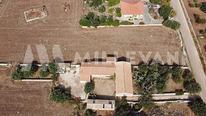 Casa con 6 locali in vendita in Strada Provinciale, Rosolini