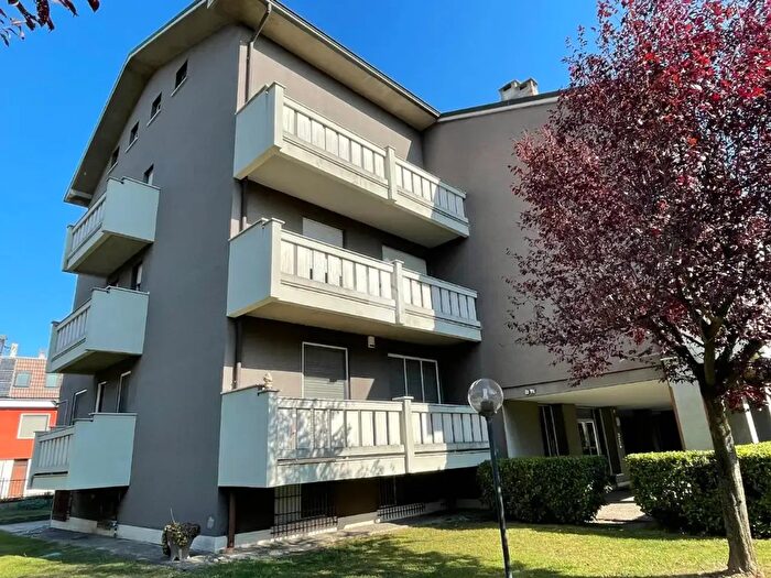 Appartamento quadrilocale in vendita in Via Antonio Gramsci, Peschiera Borromeo