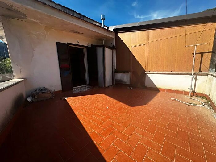Appartamento con 5 locali in vendita in Monreale