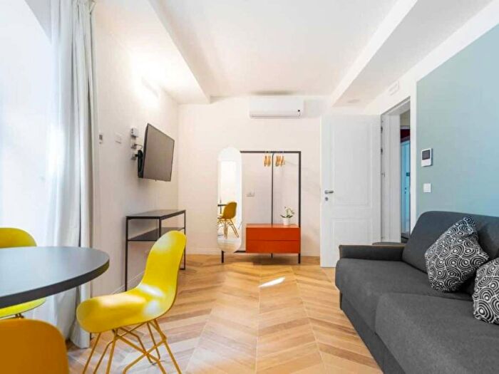 Appartamento bilocale in affitto in Via Mazzini, Borgo Teresiano, Trieste