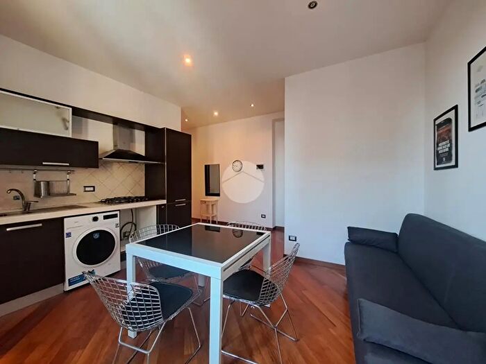 Appartamento trilocale in vendita in Via Privata Publio Rutilio Rufo, Milano
