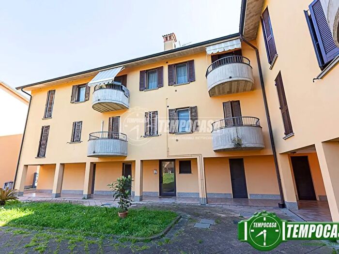 Appartamento bilocale in vendita in Via Umberto I, Dovera