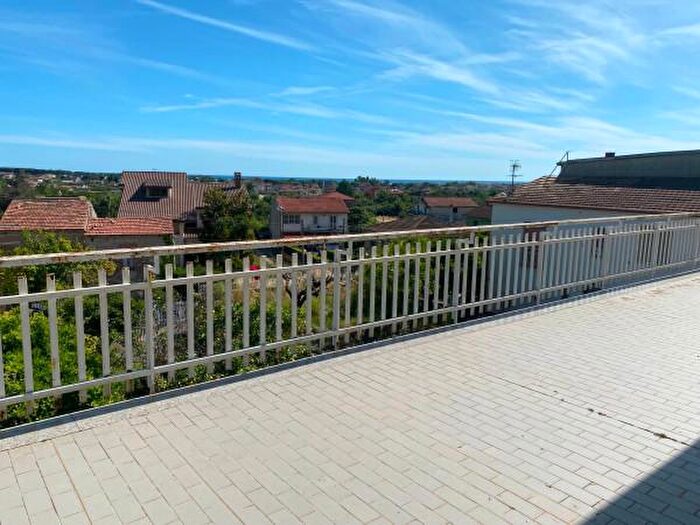 Appartamento trilocale in vendita in Via Santa Maria Mater Domini, Minturno