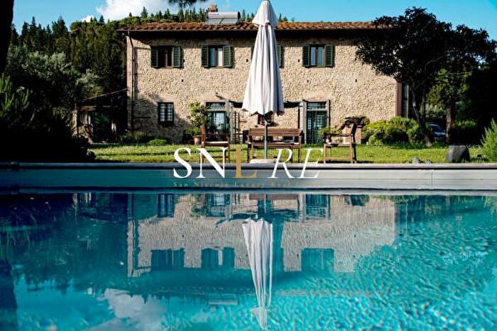 Casa con 6 locali in vendita in Via della Leccia, Montespertoli