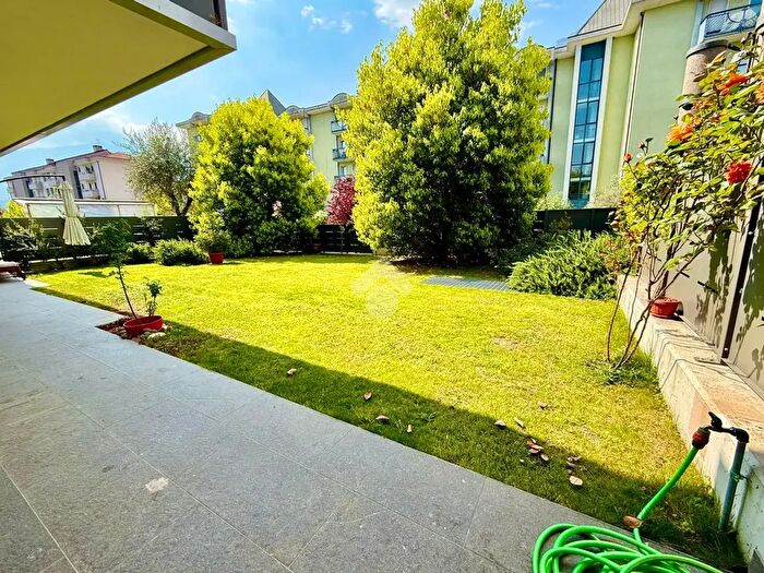 Appartamento trilocale in vendita in Via Pigarelli, Riva Del Garda