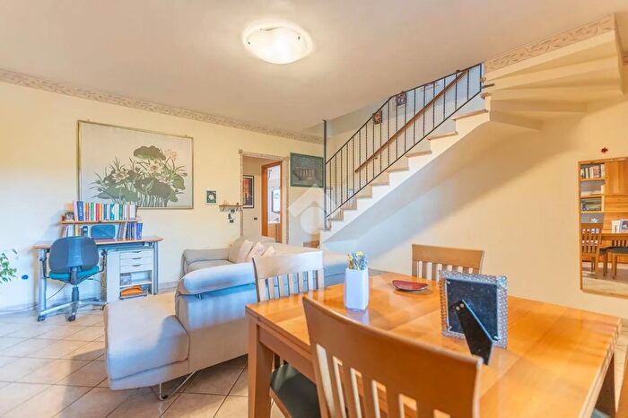 Casa trilocale in vendita in Via Casal Bianco, Guidonia Montecelio