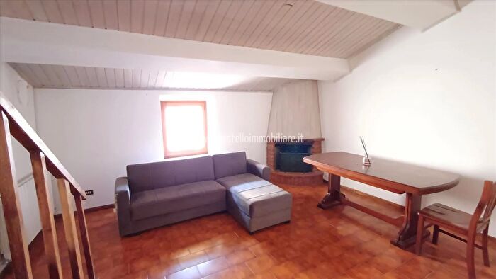 Appartamento quadrilocale in vendita in Corso Garibaldi, Sarteano