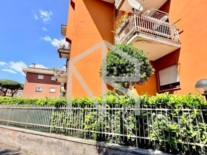 Appartamento trilocale in vendita in Via Trilussa, Albano Laziale