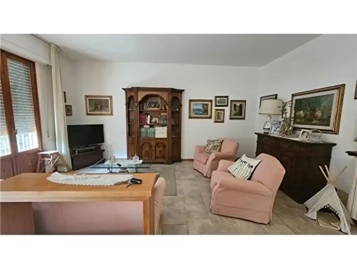 Appartamento con 5 locali in vendita in Empoli