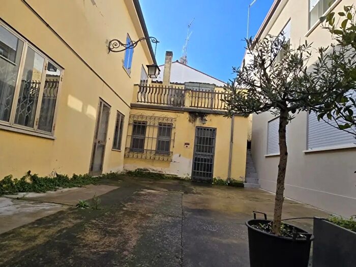 Casa con 5 locali in vendita in Via Cavour, Este