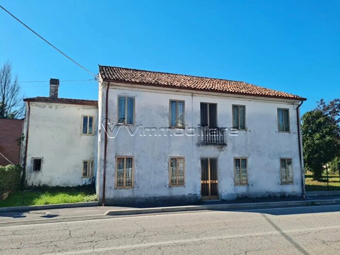 Casa con 11 locali in vendita in Via Caldumare, Pojana Maggiore