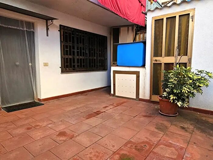 Appartamento trilocale in vendita in Via Francesco Scherma, Palermo