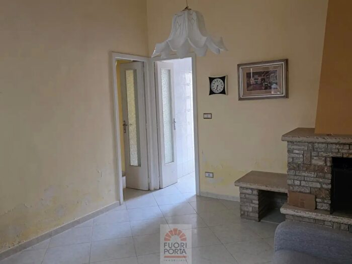 Casa con 5 locali in vendita in Via Padre Diego, Lequile