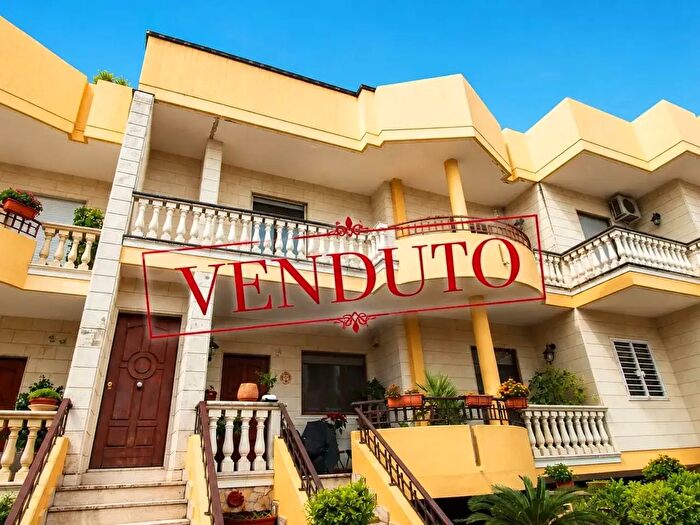 Appartamento trilocale in vendita in Cellamare