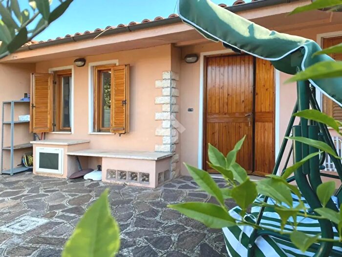 Casa trilocale in vendita in Via dei Tirreni, Fabrica Di Roma