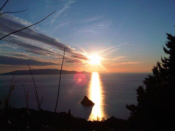 Appartamento trilocale in affitto in Località Calamoresca, Porto Santo Stefano, Monte Argentario