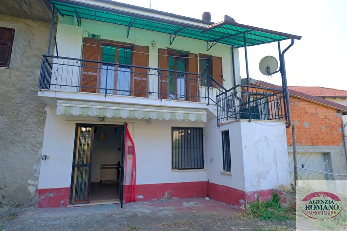 Casa con 5 locali in vendita in Frazione Ciglione, Ponzone