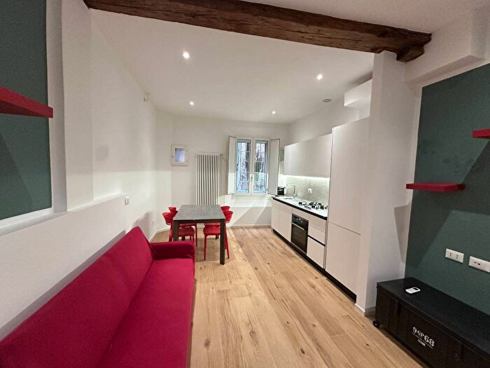 Appartamento bilocale in affitto in Via Fondazza, Santo Stefano, Bologna